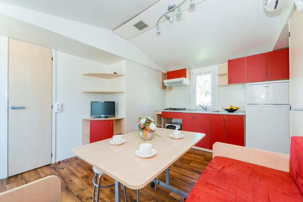 Mobile Homes Plava Laguna Пакоштане Экстерьер фото