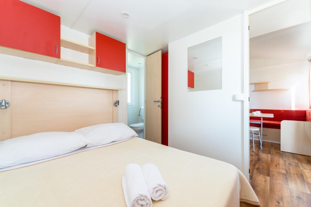 Mobile Homes Plava Laguna Пакоштане Экстерьер фото